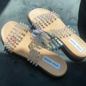 Steve Madden slip on sandals